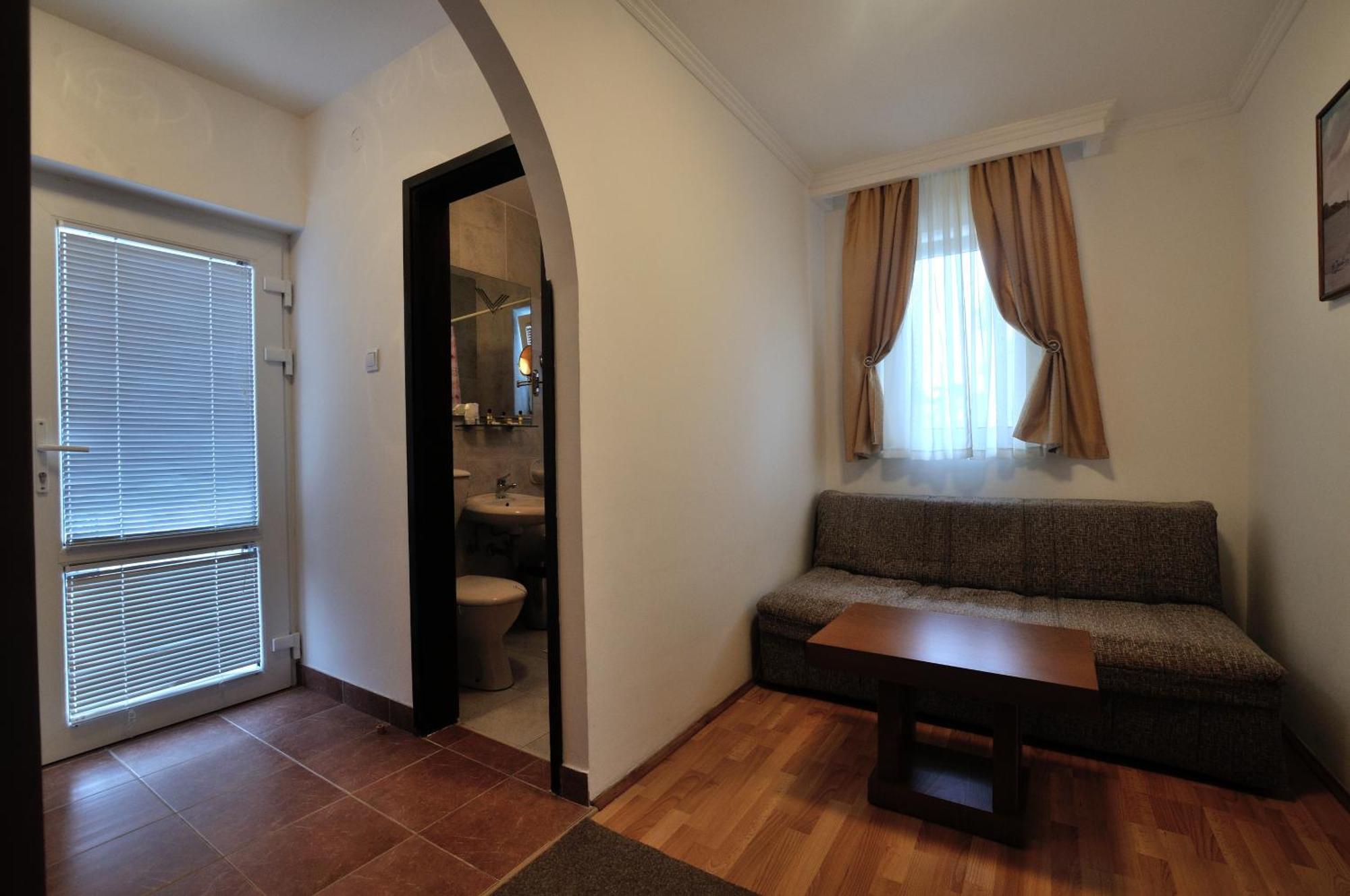 Vila Duric - Ex Hotel Duric Petrovac Szoba fotó